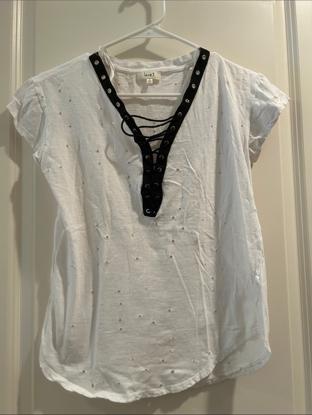 Love J White Short Sleeve Eyelet Tee w/Black LaceUp V & distressed perforation S